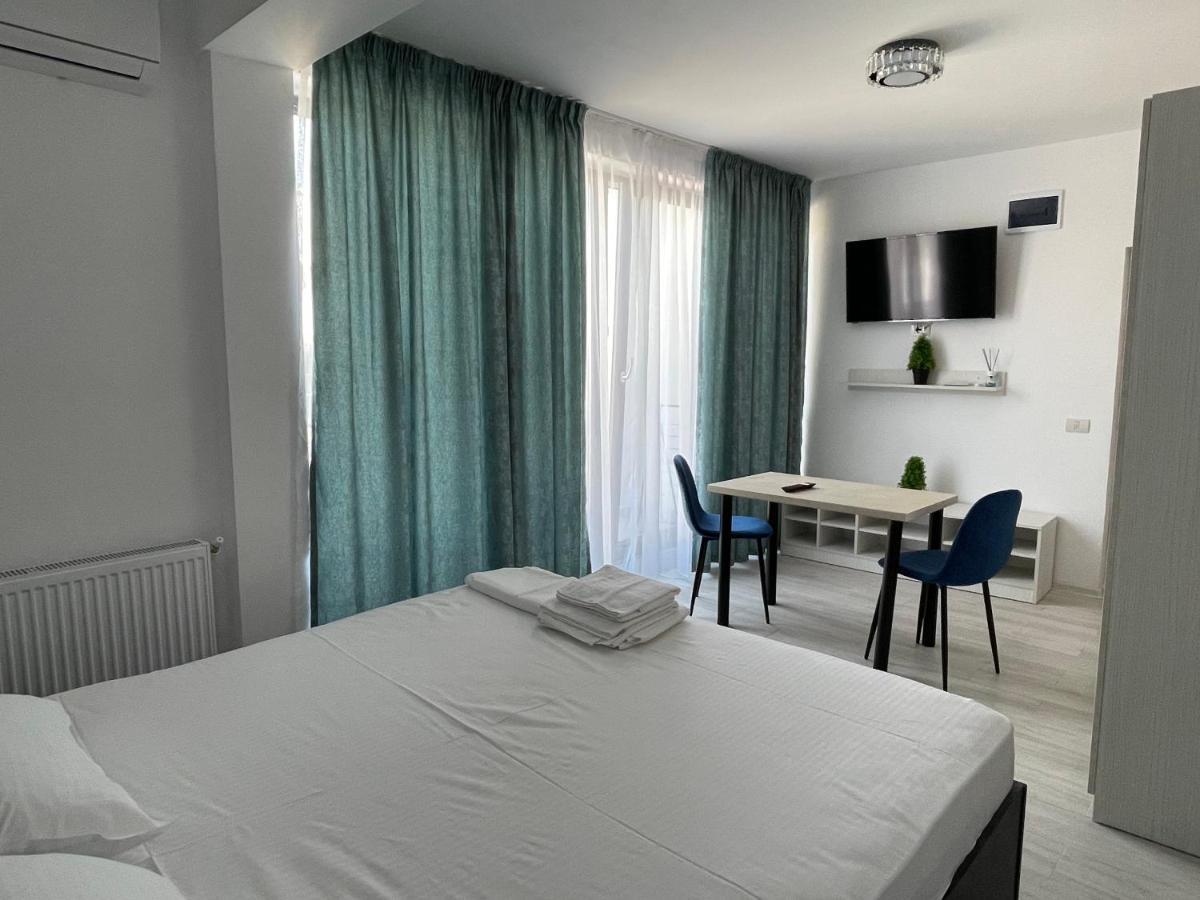 Aquazure Studio Residence Неводарі Екстер'єр фото